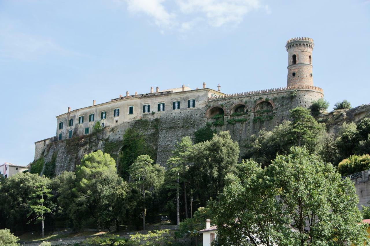 Castello Di Caccuri Suites Ngoại thất bức ảnh