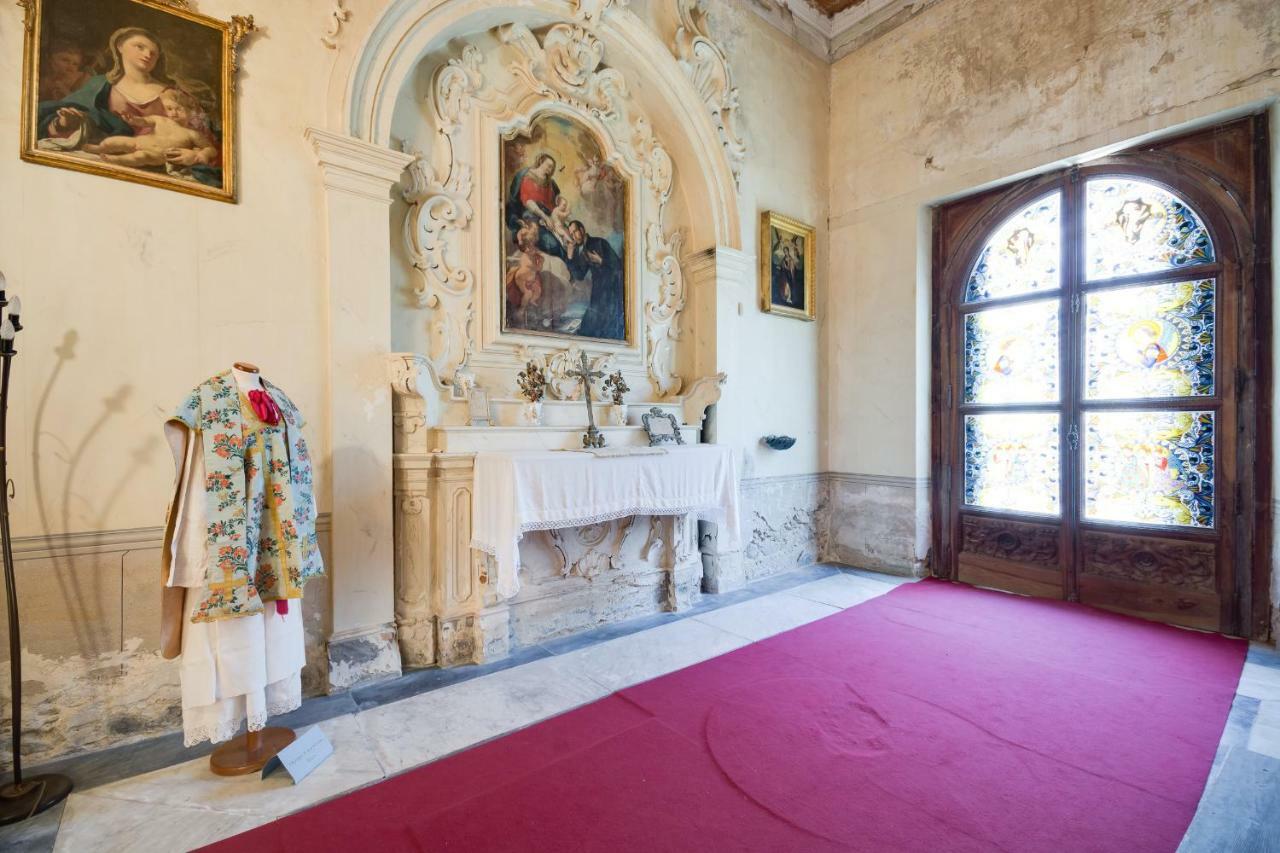 Castello Di Caccuri Suites Ngoại thất bức ảnh